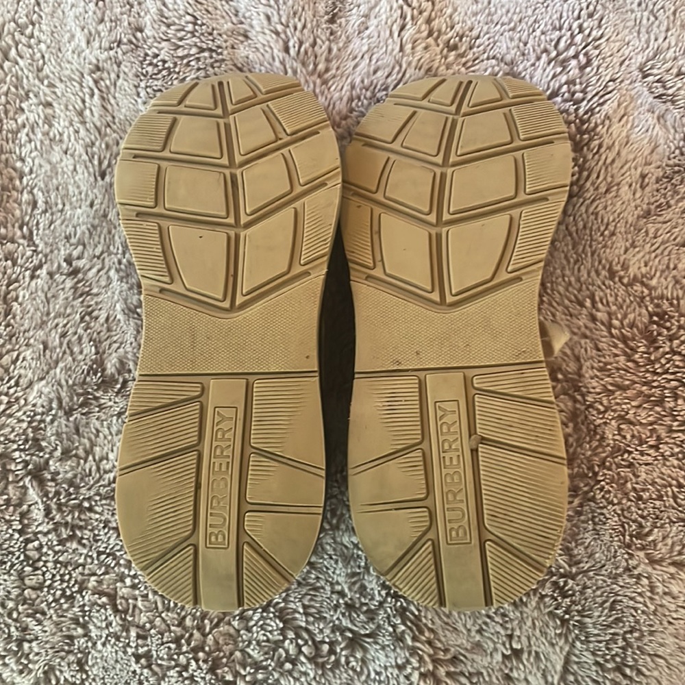 BURBERRY, Vintage Check, Suede and Leather Sneakers - Picture 14 of 16